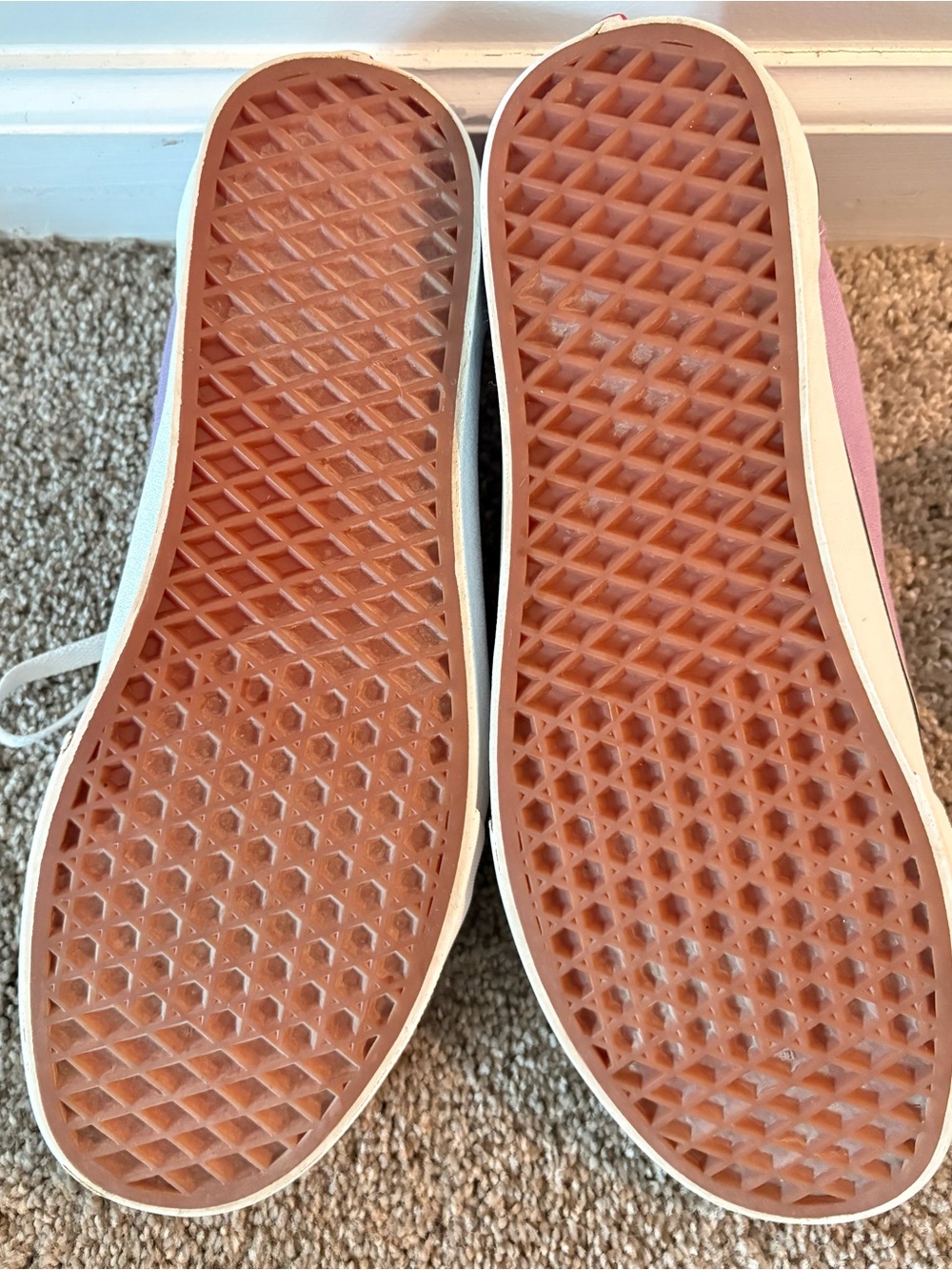 Vans - Picture 5 of 9